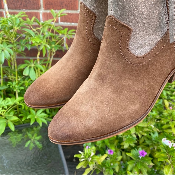 🆕 Frye and Co. Women's Rubie Zip Ankle Boot - Picture 3 of 11